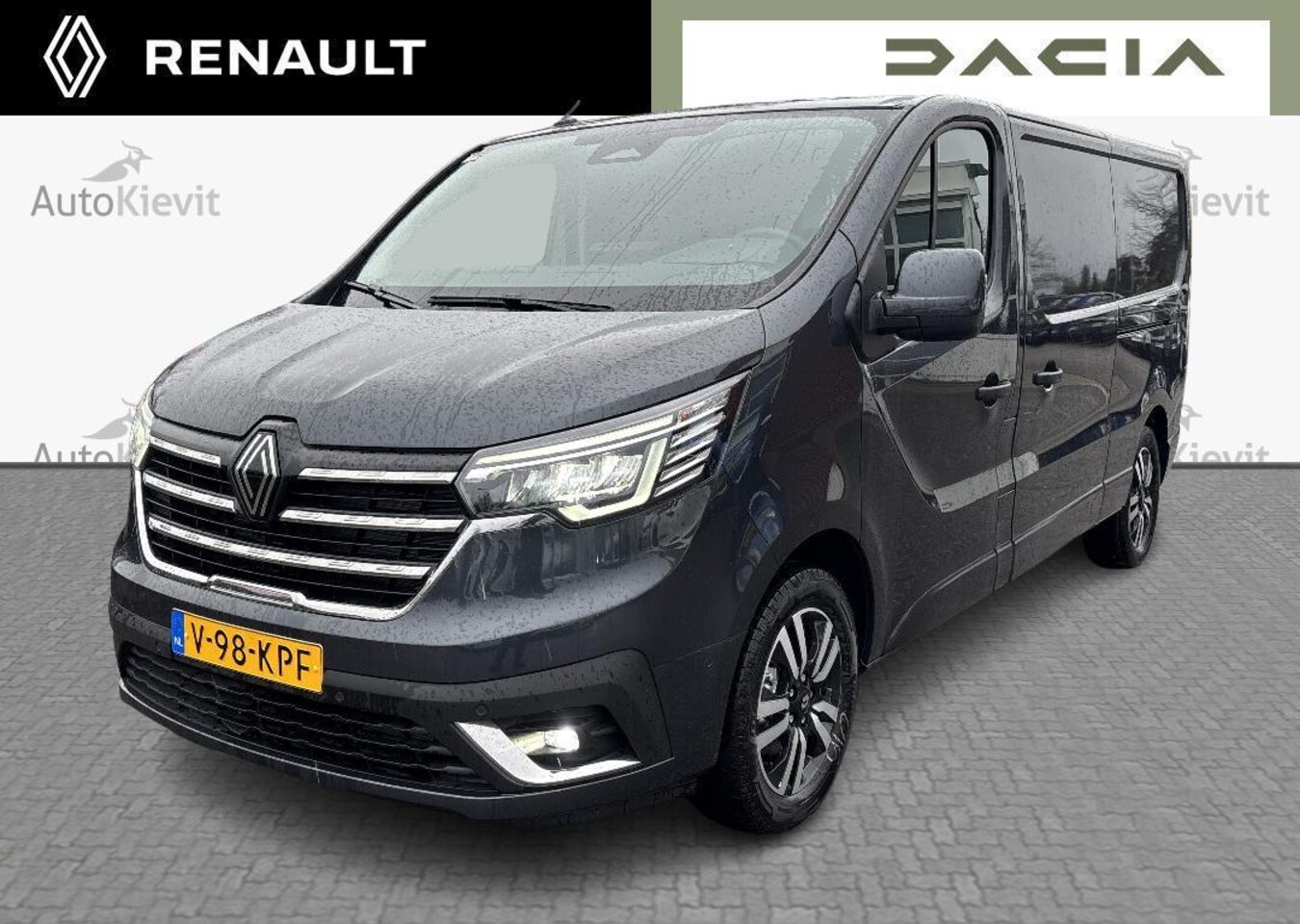 Renault Trafic - 2.0 Blue dCi 170 EDC T30 L2H1 Extra - Alarm / Trekhaak / Houten laadvloer / Zijschuifdeur - AutoWereld.nl