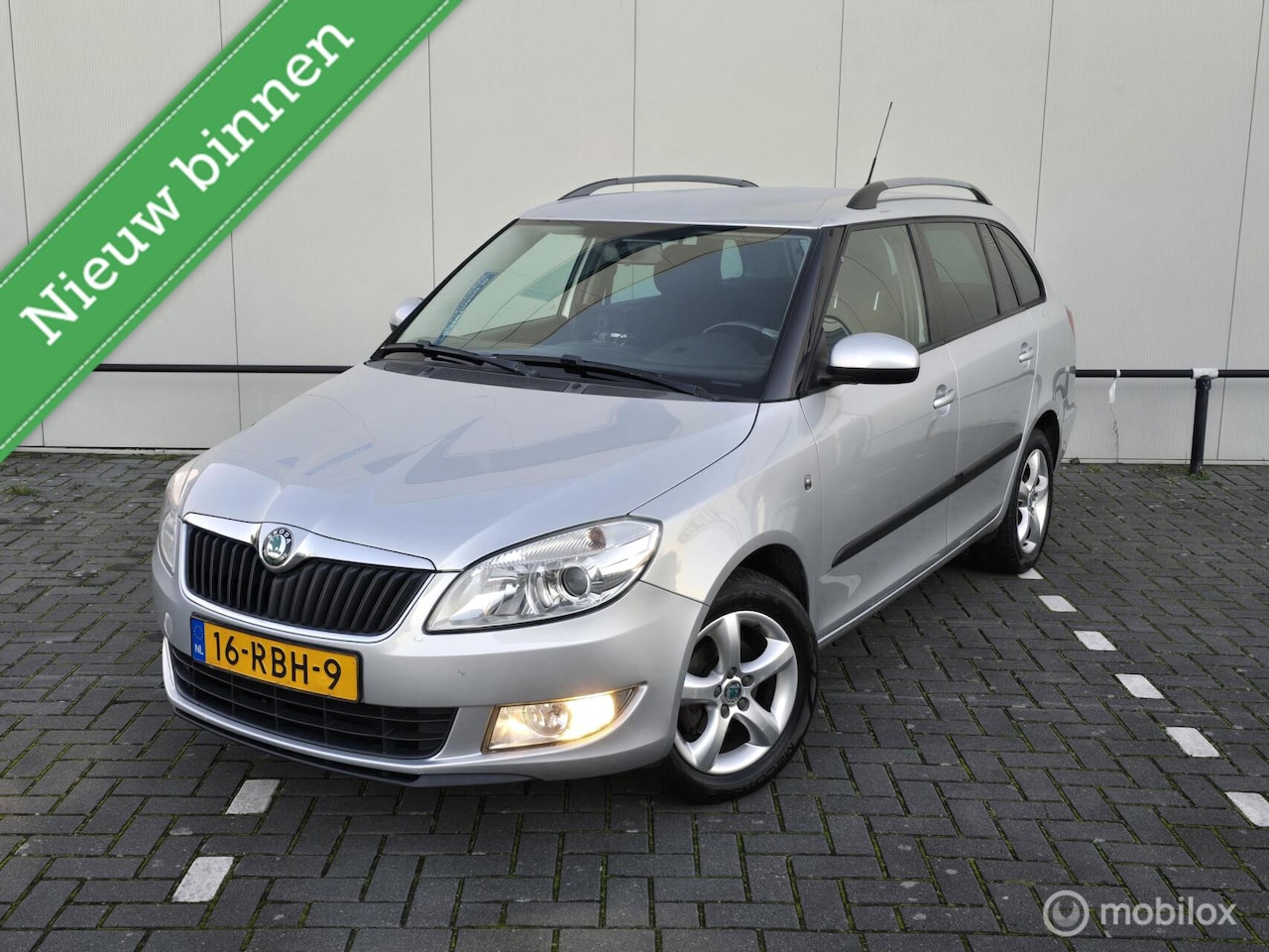 Skoda Fabia Combi - 1.2 TSI Elegance 1.2 TSI Elegance - AutoWereld.nl