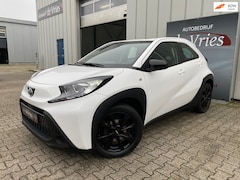 Toyota Aygo X - 1.0 VVT-i MT Automaat / Airco / Adaptive Cruise / Apple Carplay / Camera / LMV