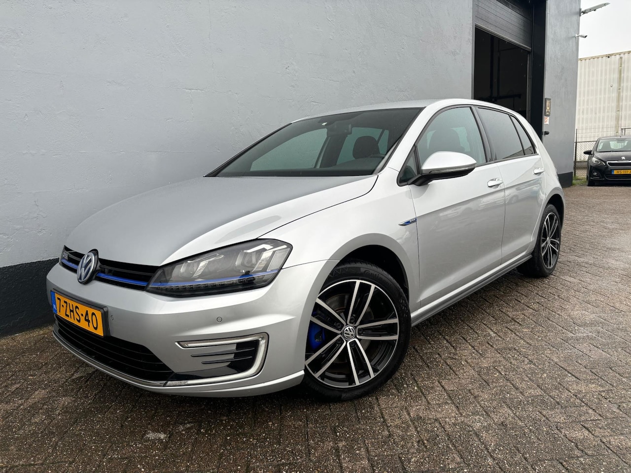 Volkswagen Golf - 1.4 TSI GTE - Navigatie - Climate Control - AutoWereld.nl