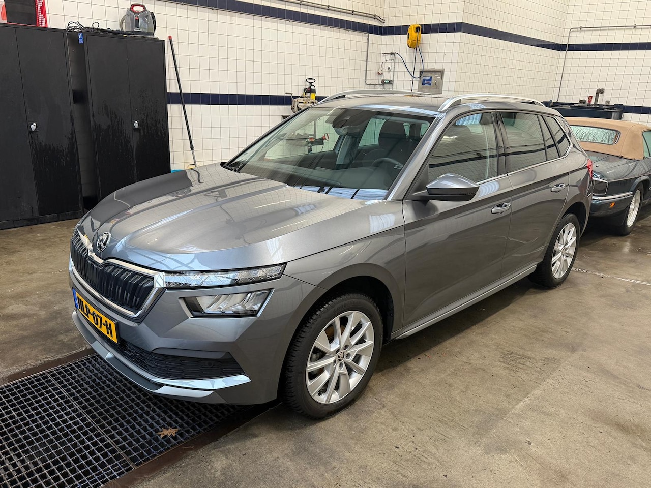 Skoda Kamiq - 1.5 TSI ACT Business Edition CarPlay|Camera|Stuur verwarmbaar - AutoWereld.nl