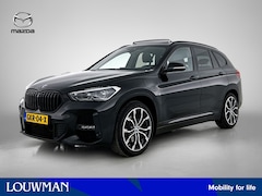 BMW X1 - xDrive25e Business Edition Plus / M Sport pack / Head-up display / Panoramisch dak / Harma