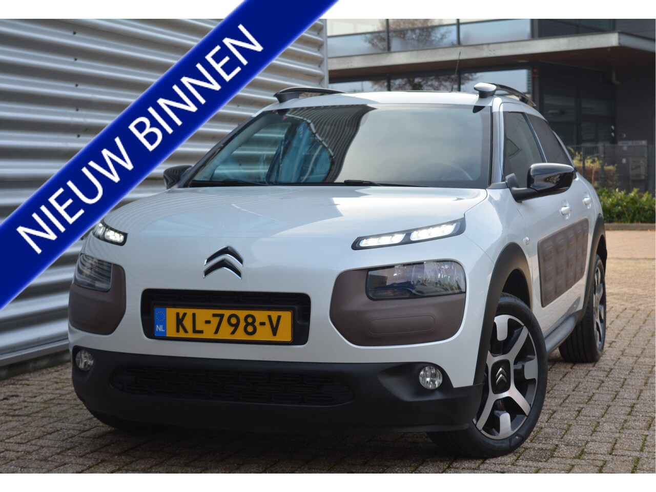 Citroën C4 Cactus - PureTech Shine Clima/Cruise/Camera/Pano - AutoWereld.nl