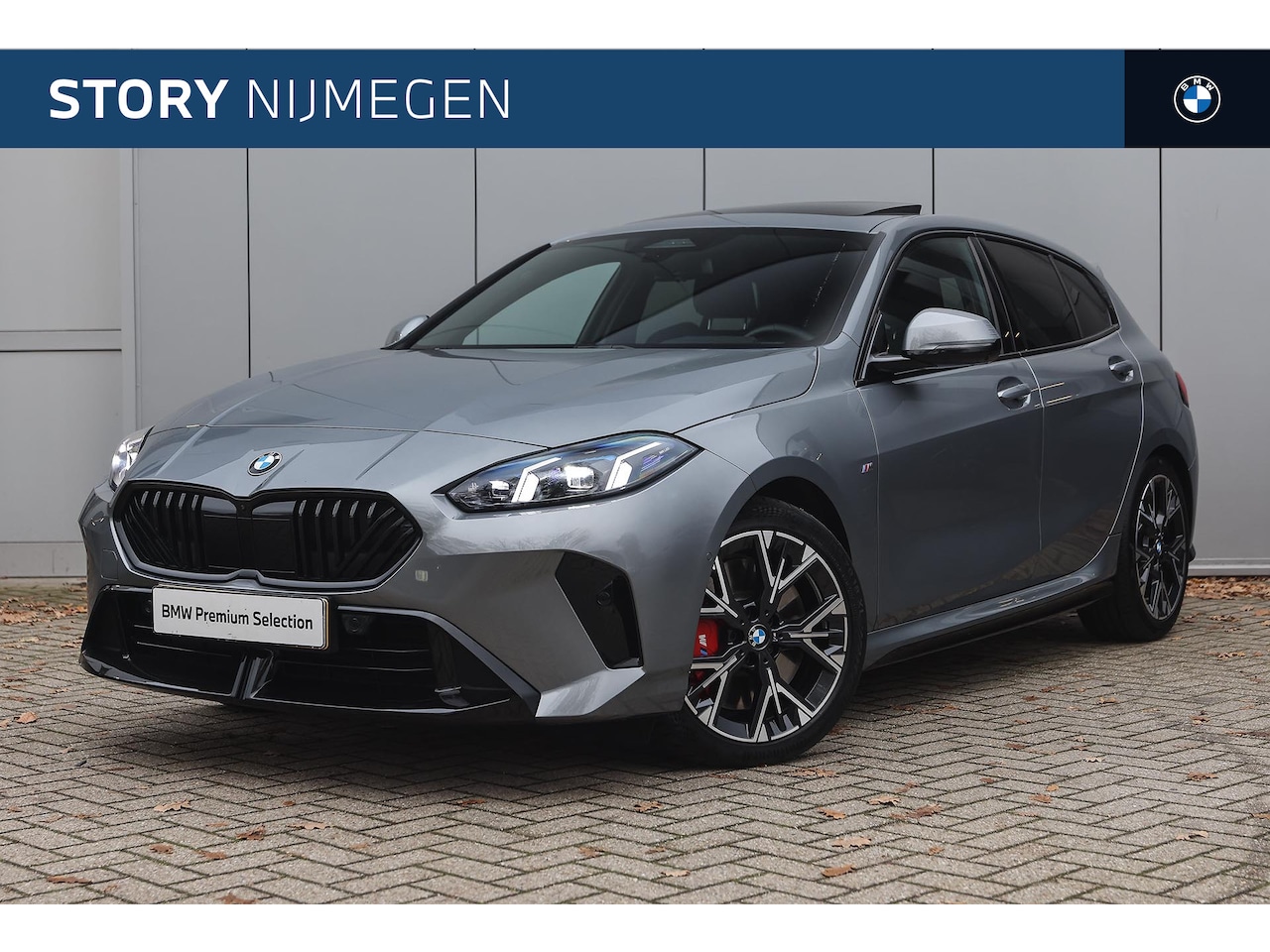 BMW 1-serie - 120 High Executive M Sport Automaat / Panoramadak / Sportstoelen / M Adaptief onderstel / - AutoWereld.nl