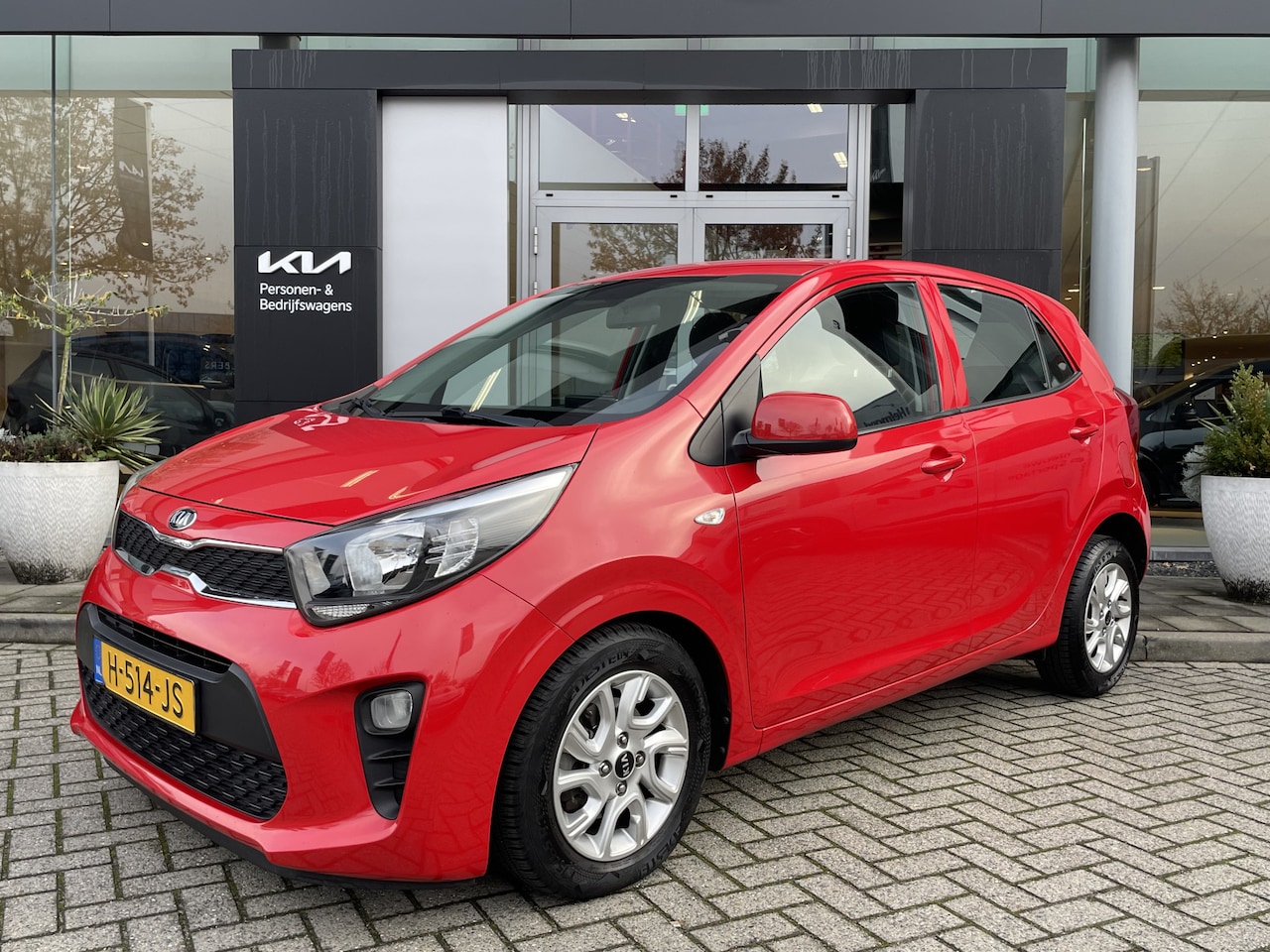 Kia Picanto - 1.0 MPi DynamicPlusLine | Achteruitrijcamera | Navigatie | Apple carplay | Info:0492588974 - AutoWereld.nl