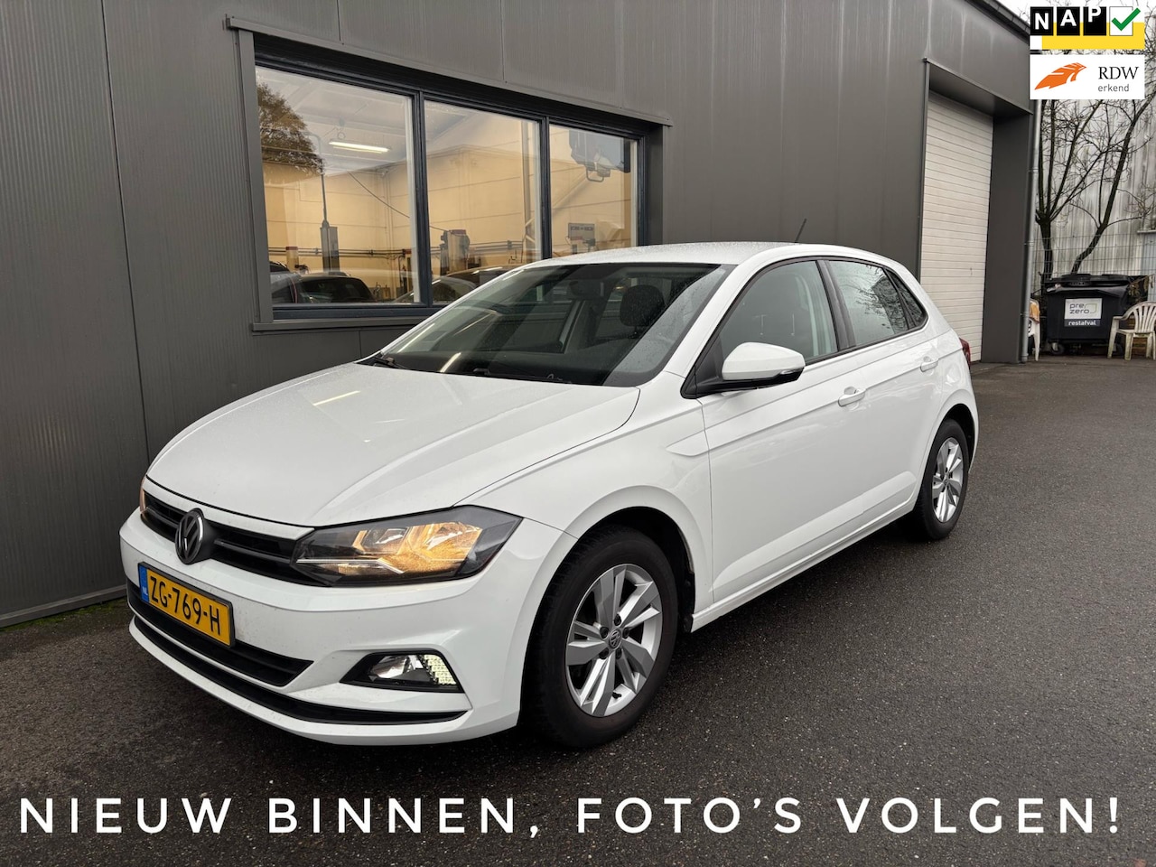 Volkswagen Polo - 1.0 TSI Comfortline / Airco / Navigatie / Lichtmetalen Velgen! - AutoWereld.nl