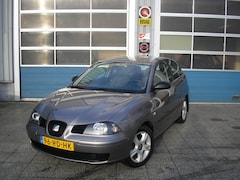 SEAT Ibiza - 1.4-16V Reference + sportrider pakket weinig km