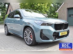 BMW X1 - M Sport Pro 30e X Drive Aut Voll 20 Inch 3595km X1 M Sport Pro 30e X Drive Aut