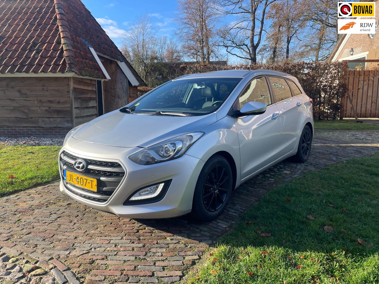 Hyundai i30 Wagon - 1.6 CRDi Comfort-BTW / BPM-EX LESAUTO- - AutoWereld.nl