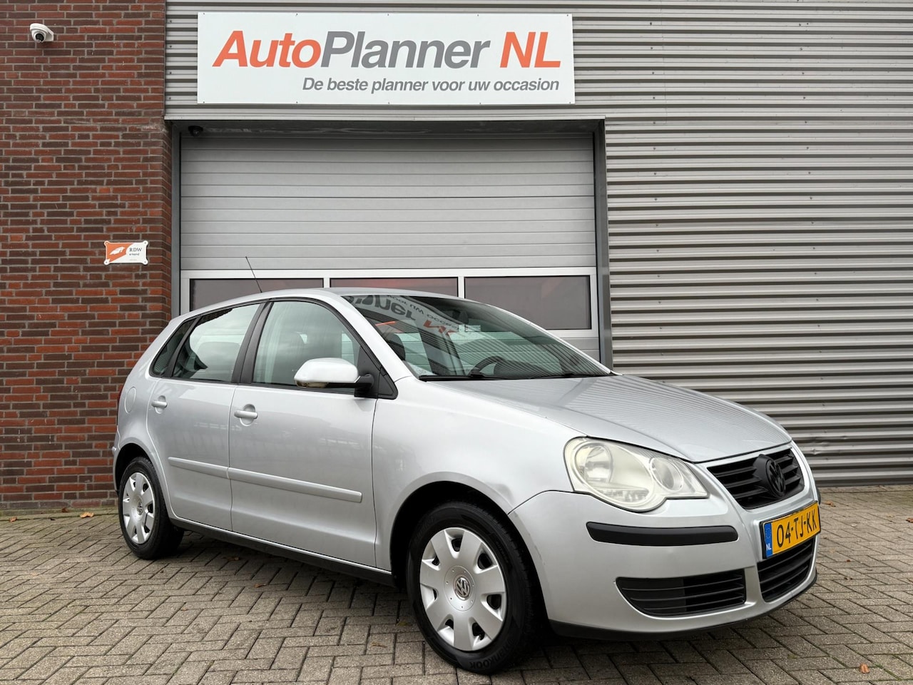 Volkswagen Polo - 1.4-16V Optive! 5-Deurs! Airco! Nwe APK! - AutoWereld.nl