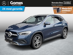 Mercedes-Benz GLA-Klasse - 200 | Panoramadak | Achteruitrijcamera | Memory pakket | Multibeam LED | Sfeerverlichting