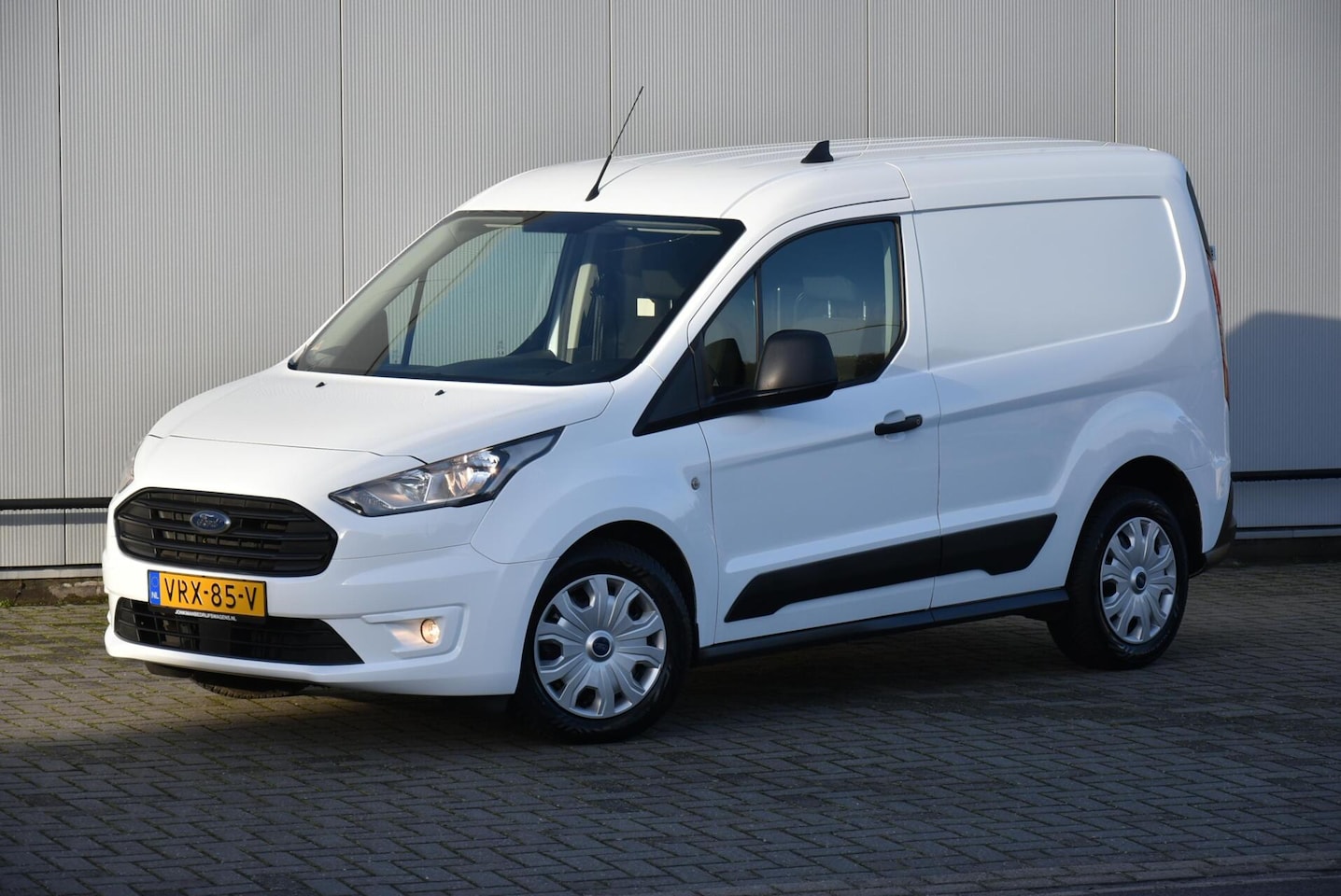 Ford Transit Connect - 1.5 L1 Airco Alarm Cruise Euro 6 - AutoWereld.nl