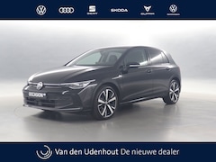 Volkswagen Golf - 1.5 eHybrid Life Edition / Camera / Stoel+ stuurverwarming / App connect