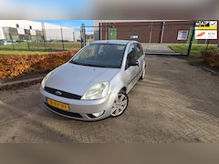 Ford Fiesta - 1.3 Futura 5 DEURS AIRCO NAP LAGE KM