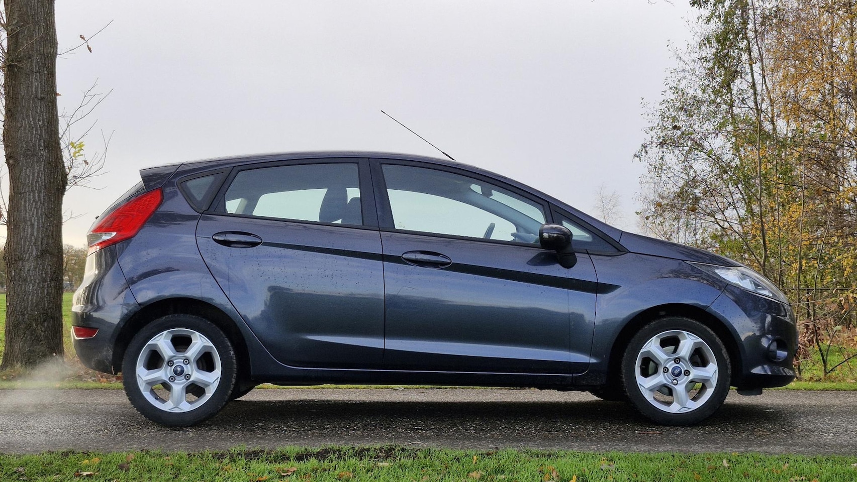 Ford Fiesta - 1.25 Trend APK 14-10-26 I Airco I 5 Deurs I Meeneemprijs