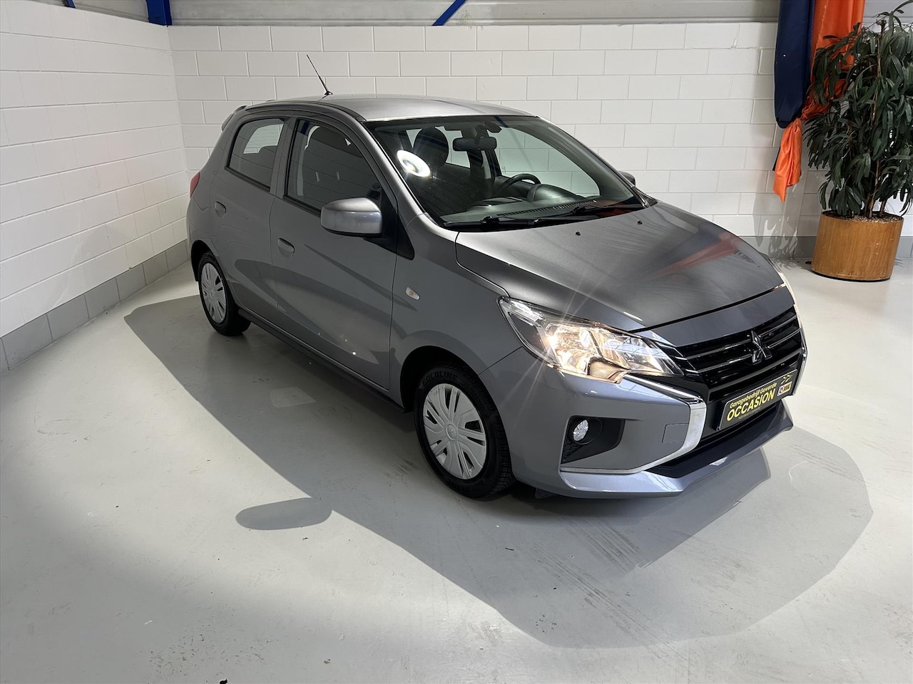 Mitsubishi Space Star - 1.2 MIVEC ClearTec 71pk, Airco, DAB+, Regen/lichtsensor - AutoWereld.nl