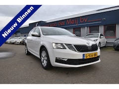 Skoda Octavia Combi - 1.0 TSI Greentech Business Edition , TREKHAAK , NAVI , CLIMATR , CR CONTR , PDC A , LMV16