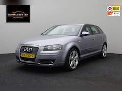 Audi A3 Sportback - 1.6 Attraction Pro Line 2005 | Airco | Cruise Control | Voorstoelen Verwarmd | Boekjes | 2
