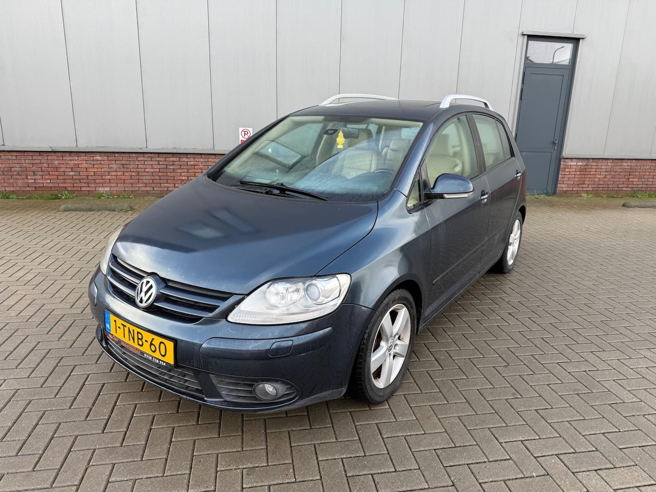 Volkswagen Golf Plus - 1.4 TSI Sportline Business AUTOMAAT 189.000 KM BLAUW 2007 - AutoWereld.nl