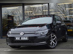Volkswagen Golf - 1.5 eTSI Style DSG Led Memory Virtual Sfeer Acc Camera CarPlay Pdc