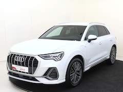 Audi Q3 - 45 TFSI e S edition | Achteruitrijcamera | Adaptieve cruise control | Dodehoek detectie |