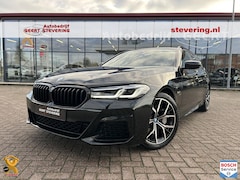 BMW 5-serie Touring - 530e xDrive M-Sport / Laser / Pano / Head-up / Trekhaak
