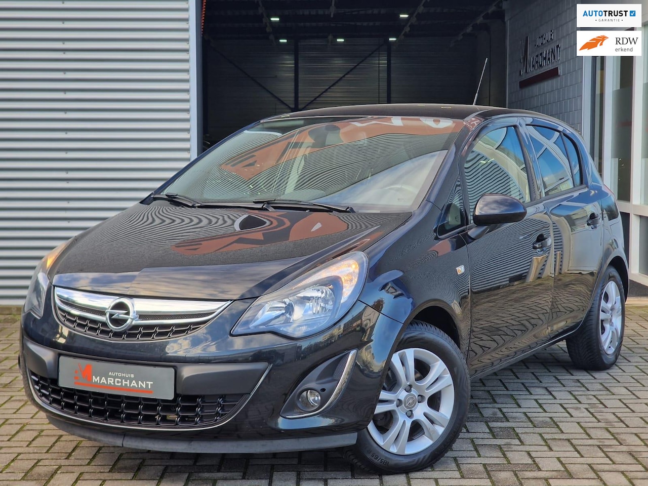 Opel Corsa - 1.4-16V Design Edition PDC|STOELVERW+STUURVERW|LM.VELGEN - AutoWereld.nl