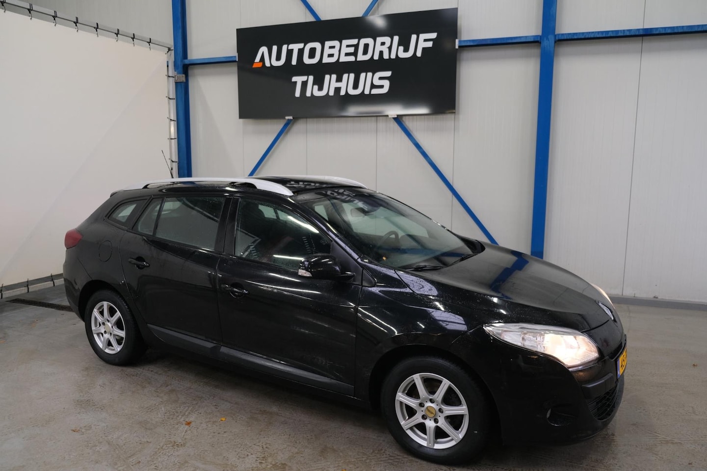 Renault Mégane Estate - 1.5 dCi Expression - N.A.P. Airco, Cruise, Navi, Trekhaak - AutoWereld.nl