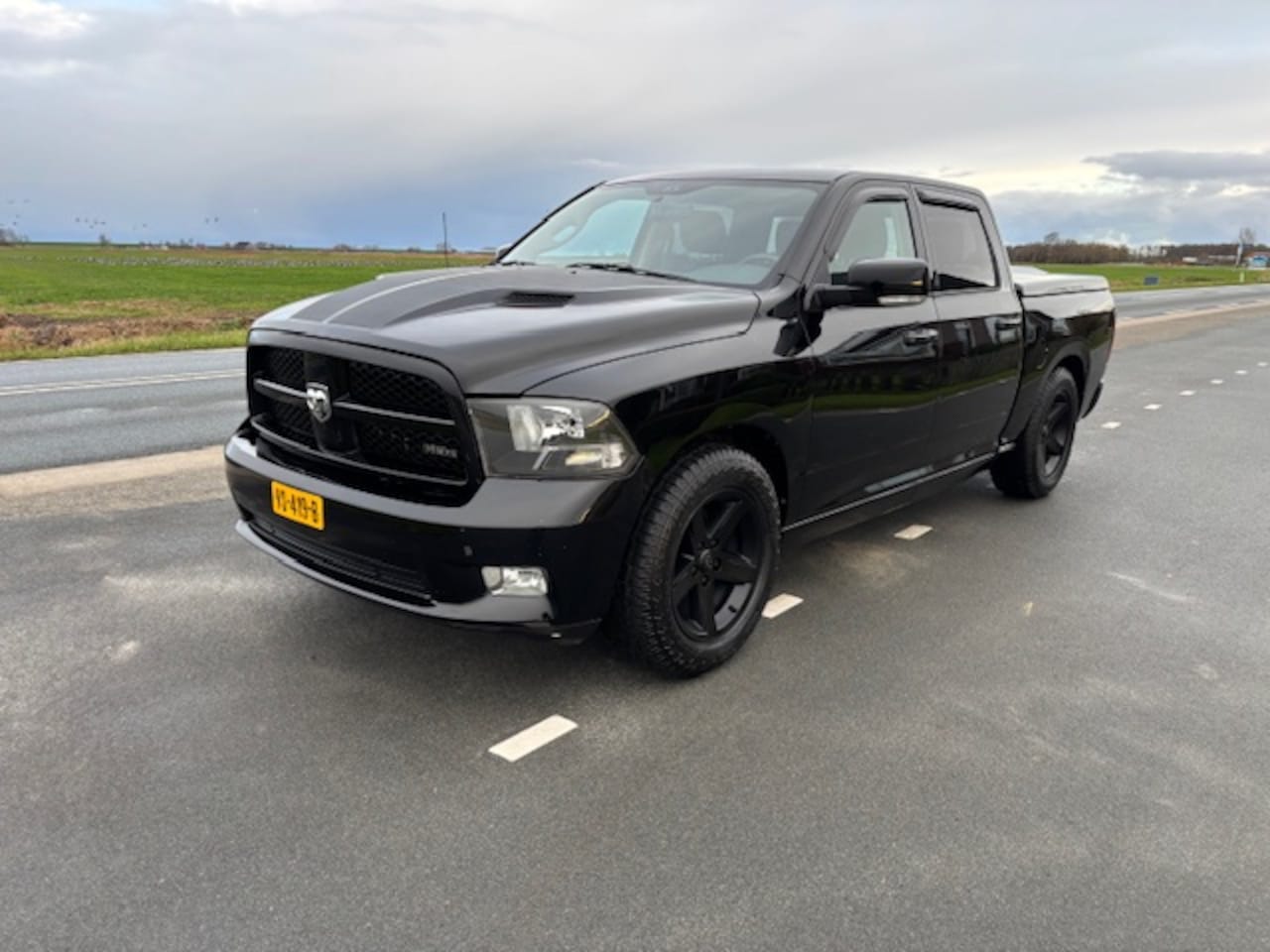 Dodge Ram 1500 - Sport nieuwe motor marge financiering v/a 350 p/m - AutoWereld.nl
