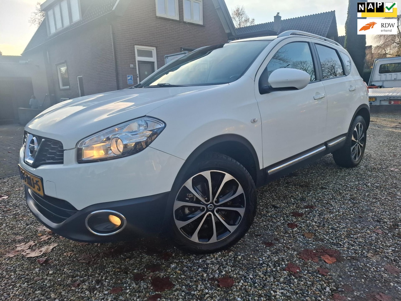 Nissan Qashqai - 1.6 Connect Edition pano camera dealer ohdn trekhaak - AutoWereld.nl