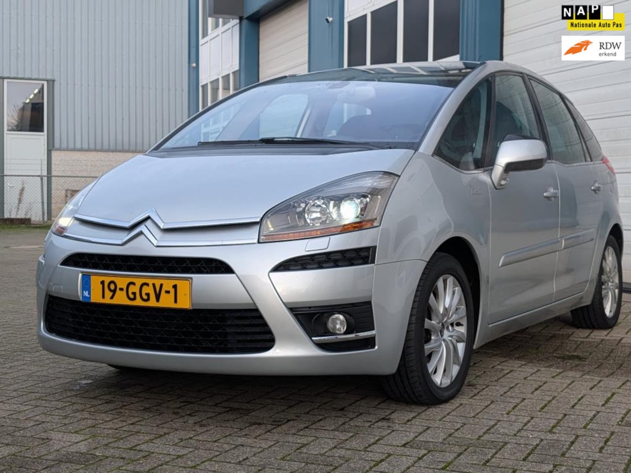Citroën C4 Picasso - 2.0-16V Exclusive Aut. Cruise Ctrl Parkeersensoren Nw APK - AutoWereld.nl