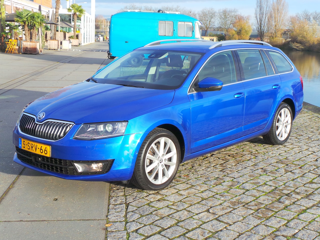 Skoda Octavia Combi - 2.0 TDI Elegance Businessline DSG, 150-pk, Nav, Cruise, Tr.Hk, etc - AutoWereld.nl