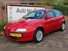 Alfa Romeo 147 - 1.6 T-Spark 105 pk 5 deurs Progression