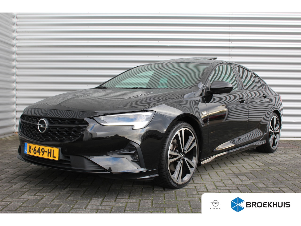 Opel Insignia Grand Sport - 2.0 TURBO 200PK ULTIMATE GS-LINE AUTOMAAT / NAVI / LEDER / CLIMA / LED / AGR / PDC / 20" L - AutoWereld.nl