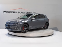 Volkswagen Golf - GTE 245 PK Hybrid, Keyless, 18 Inch, Sportstoelen, Head-up, Dolphin Grey Metallic