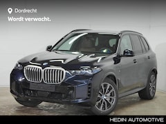 BMW X5 - xDrive50e M-Sport | Panorama | Driving Assistant Professional | Harman Kardon | Trekhaak |