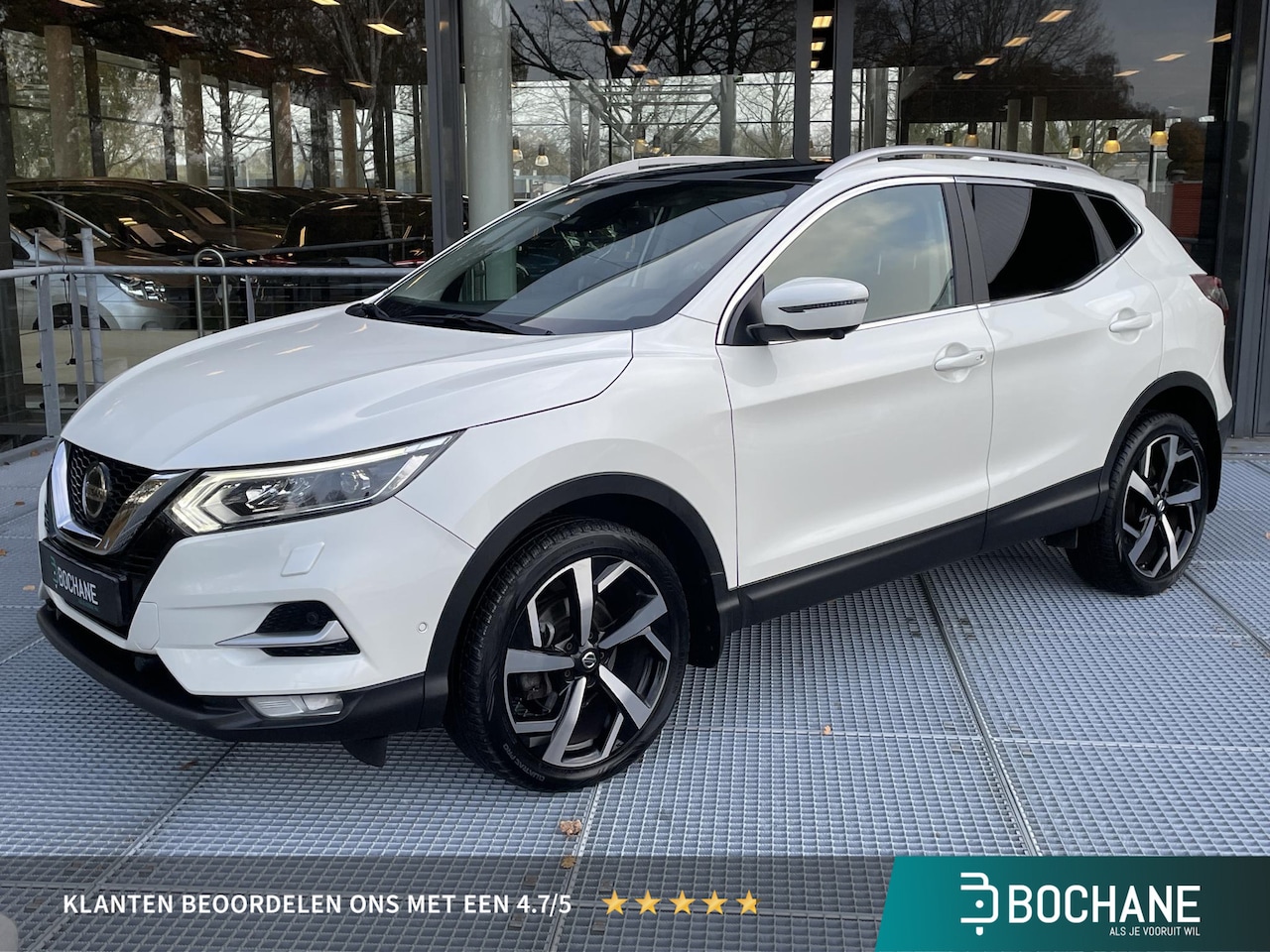Nissan Qashqai - 1.3 DIG-T Tekna Automaat | Trekhaak | Navigatie | Panoramadak | - AutoWereld.nl