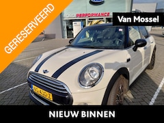 MINI Cooper - 1.5 Business | PANORAMADAK | PARKEERSENSOREN | AIRCO |