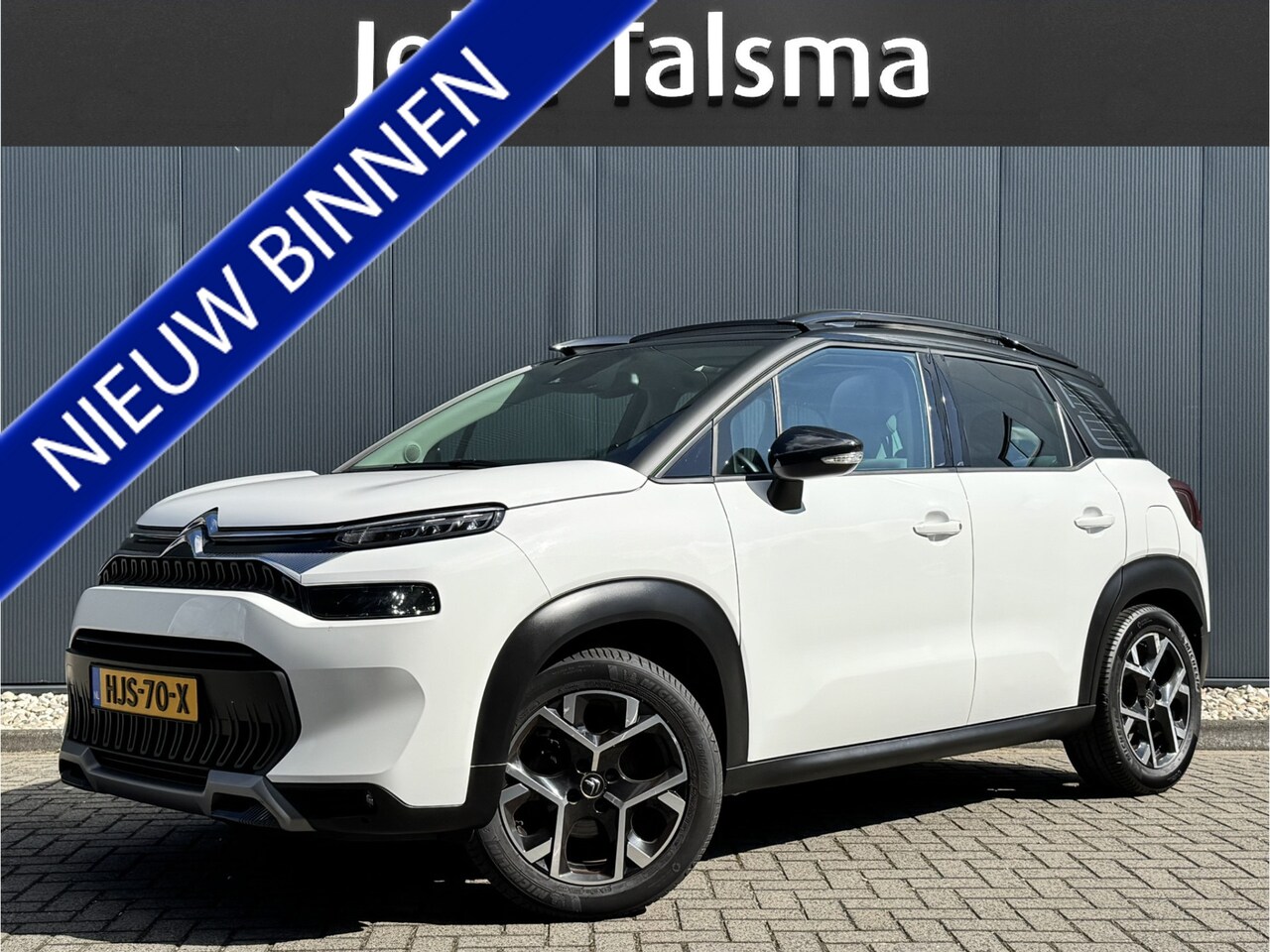 Citroën C3 Aircross - 1.2 PureTech 110 Feel | Lederen bekleding | Panoramadak | Stoelverwarming | Navigatie - AutoWereld.nl