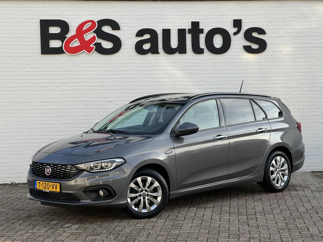 Fiat Tipo Stationwagon - 1.4 T-Jet 16v Business Lusso Achteruitrijcamera Navigatie Clima Pdc - AutoWereld.nl