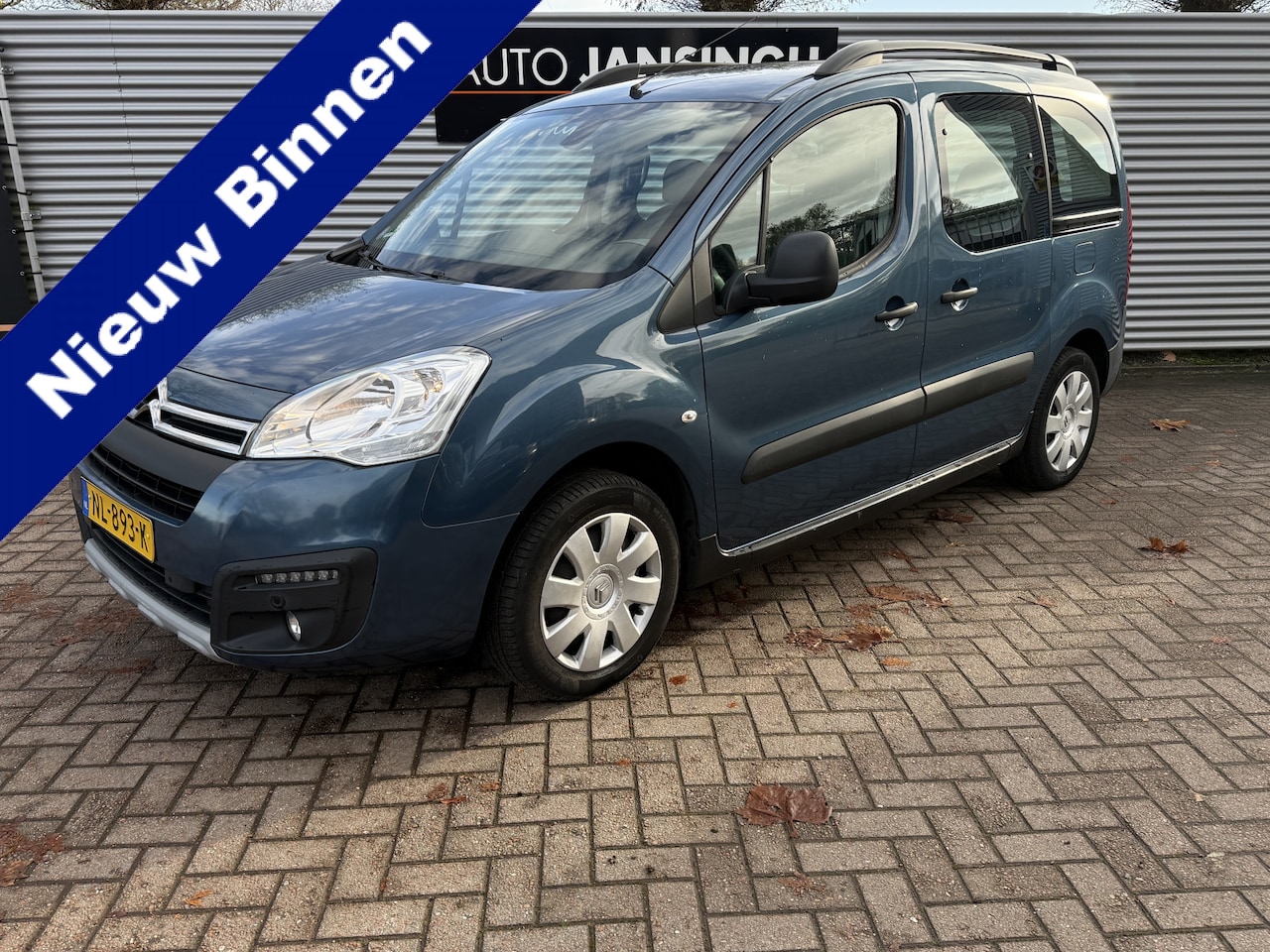 Citroën Berlingo - 1.2 PureTech XTR met 99.516km!! | PDC V+A | Climate Control | 5 Zits | Cruise Control | RI - AutoWereld.nl