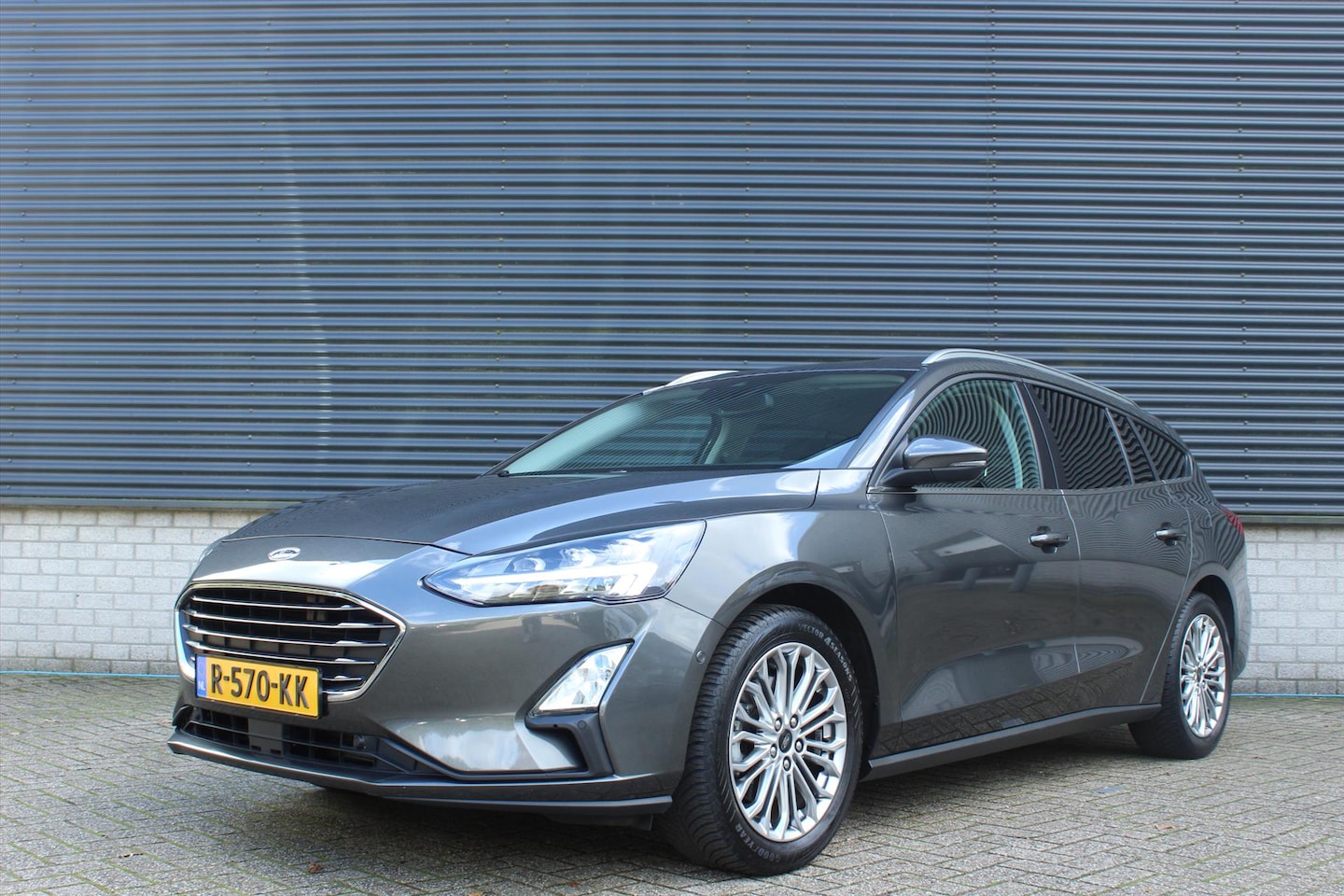 Ford Focus Wagon - ZEKERHEIDSPARADE | 1.0 EcoBoost 125pk Titanium X | Adaptive Cruise Control | Navigatie | P - AutoWereld.nl