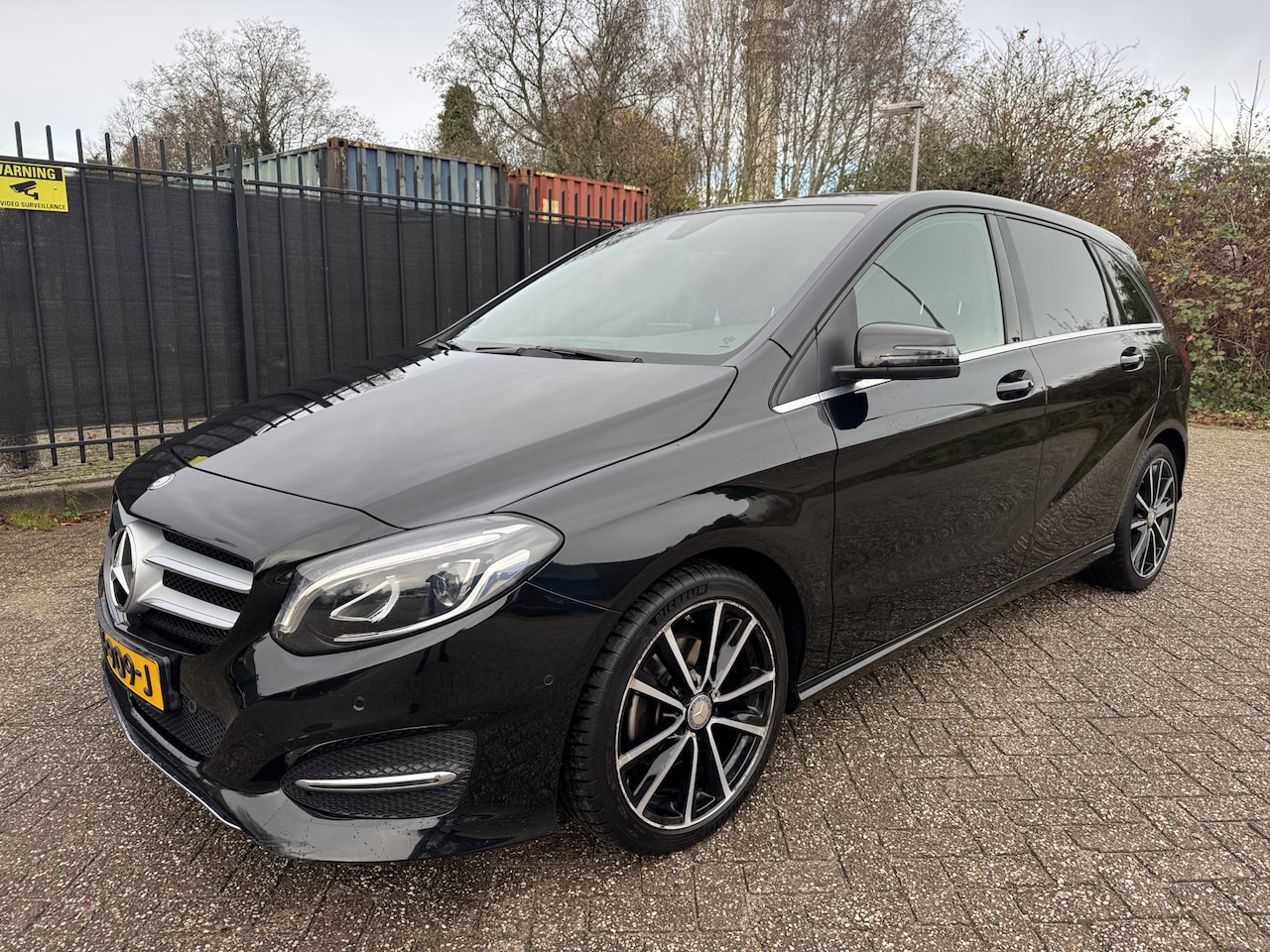 Mercedes-Benz B-klasse - 180 Automaat Ambition Navi/Cruise/LED/PDC - AutoWereld.nl