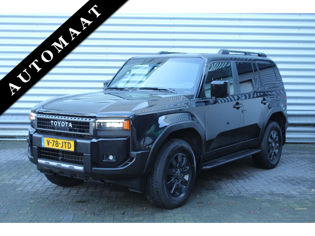 Toyota Land Cruiser - 2.8 D-4D 206pk Blind Van Navigator AUTOMAAT DIRECT BESCHIKBAAR Clima Cruise Navi 360 Camer - AutoWereld.nl