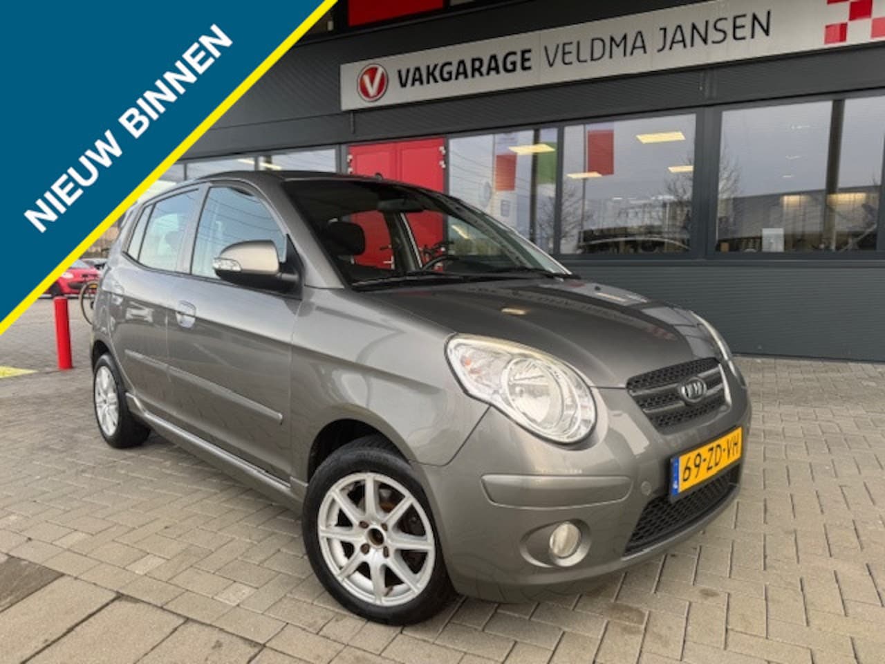 Kia Picanto - 1.1 X-ECUTIVE 5-DRS. + ECC - AutoWereld.nl