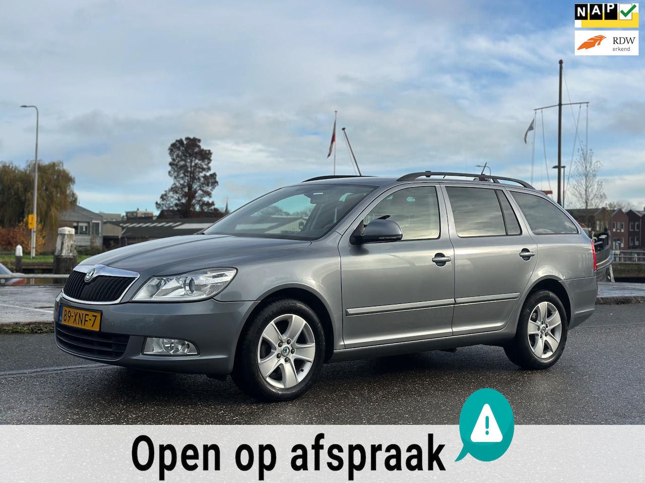 Skoda Octavia Combi - 1.2 TSI Ambition Business Line DSG CLIMA CRUISE PDC - AutoWereld.nl