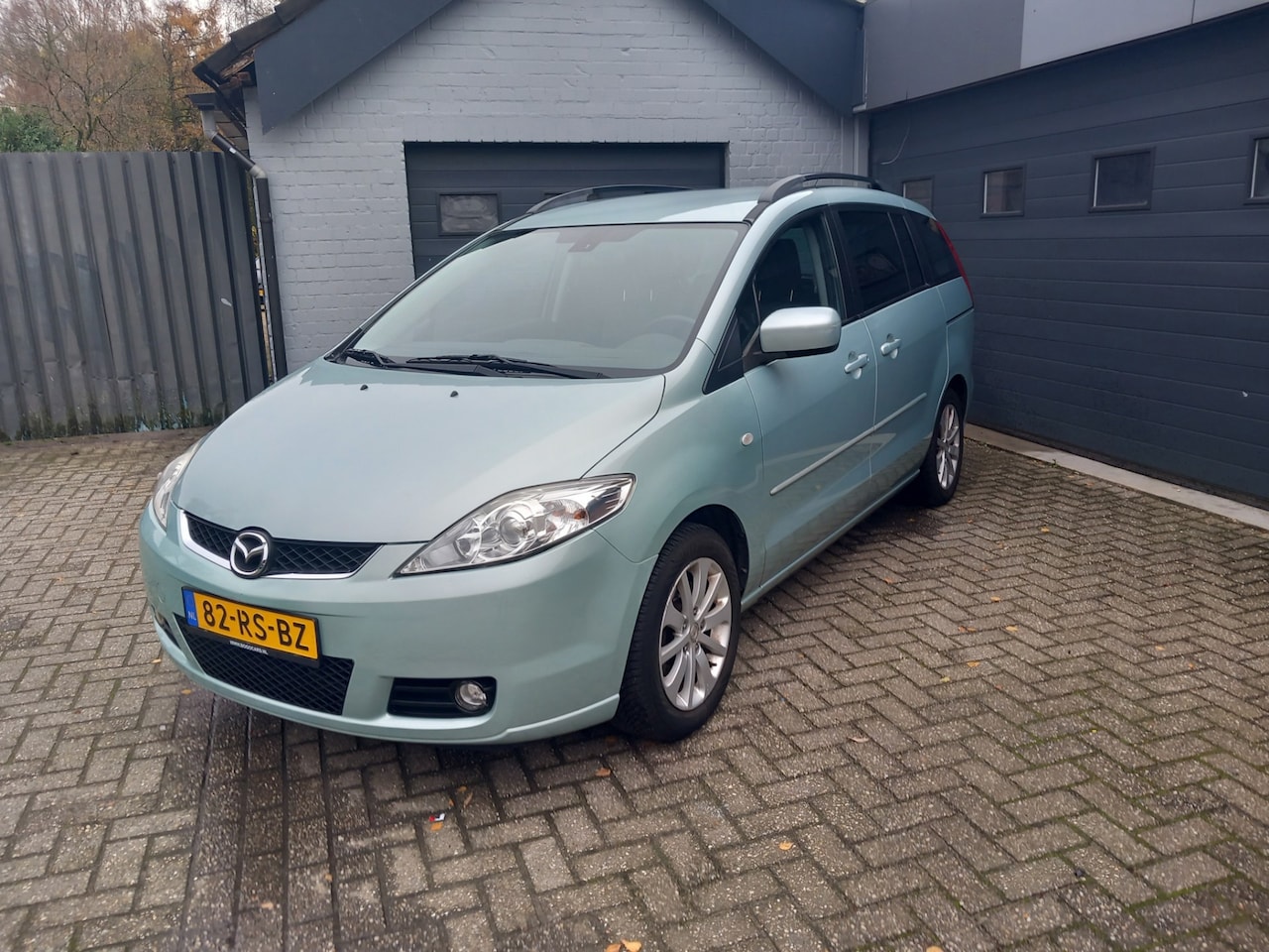 Mazda 5 - 1.8 Executive 1.8 Executive,Airco,Isofix,Lichtmetalen velgen,7 persoons. - AutoWereld.nl