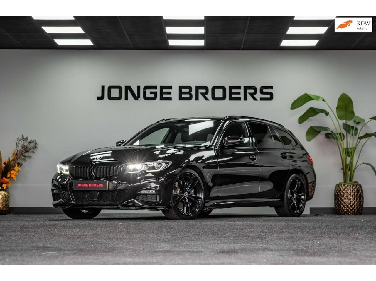 BMW 3-serie Touring - 330i xDrive High Executive |Laser|360|ACC - AutoWereld.nl