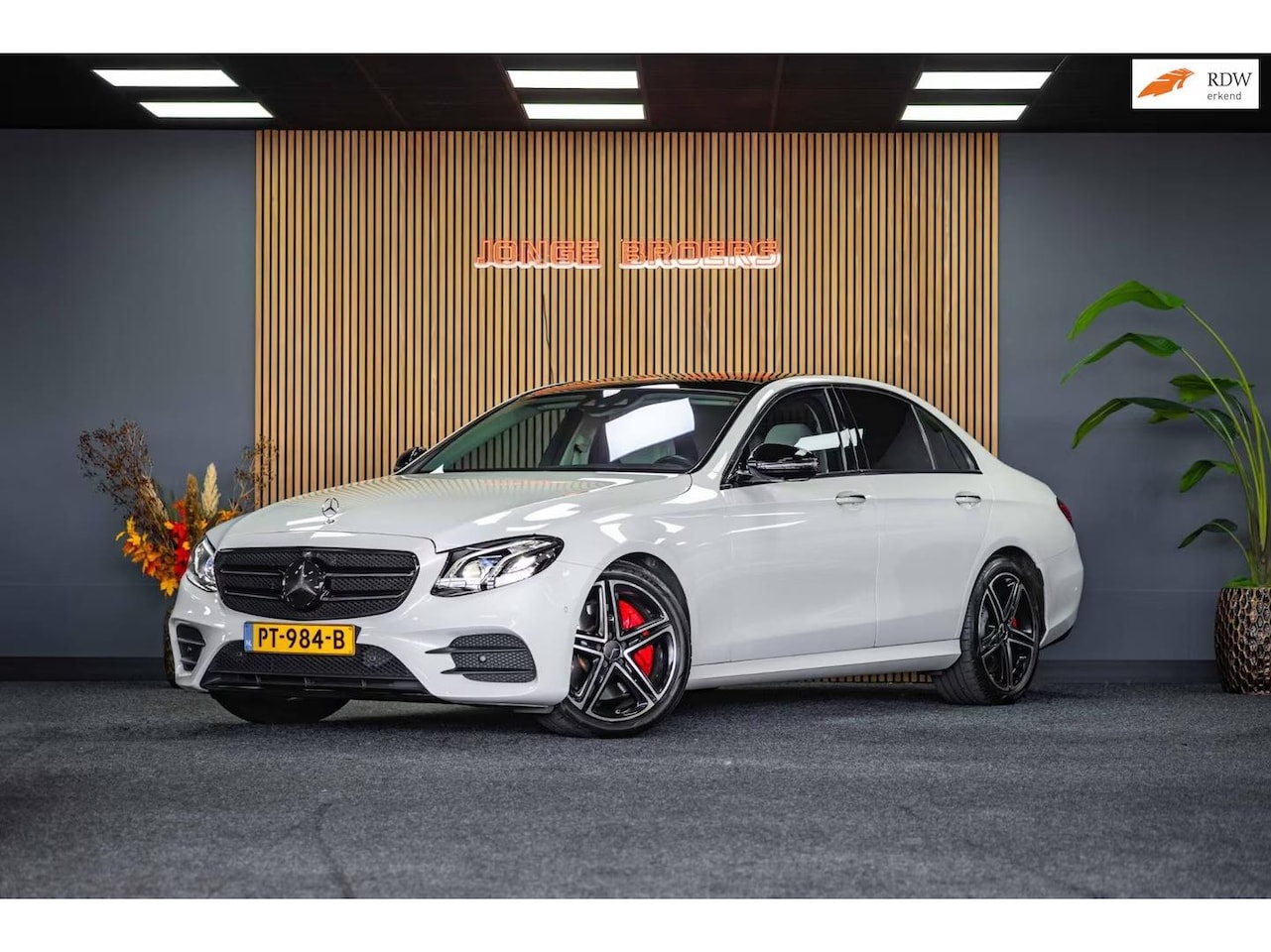 Mercedes-Benz E-klasse - 400 4Matic Premium Plus |Pano|HUD|360 - AutoWereld.nl