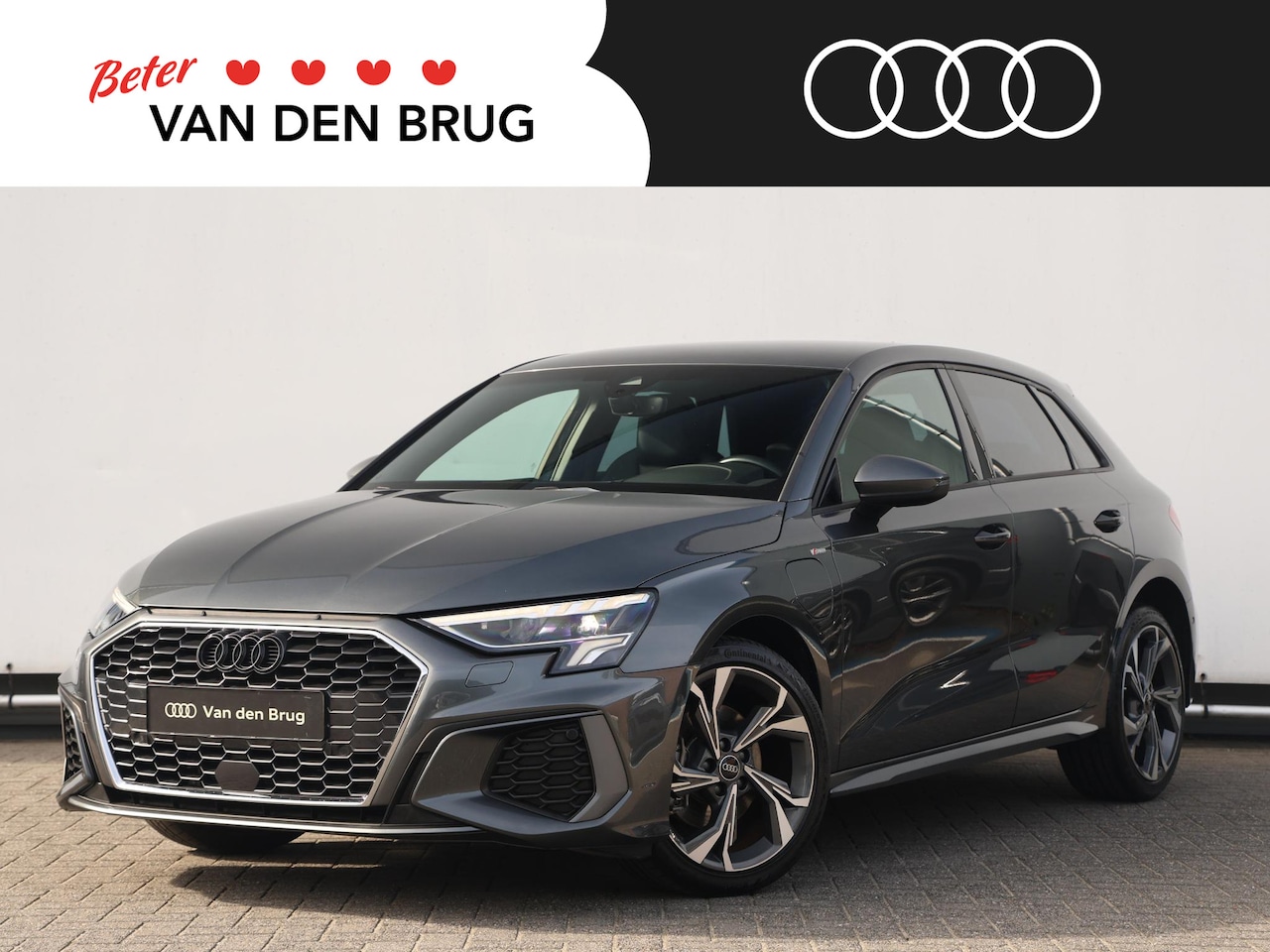 Audi A3 Sportback - S-Line 40 TFSI e 204 PK | B&O | Adaptieve Cruise l LED | 18" Velgen | Inkl. spiegels - AutoWereld.nl